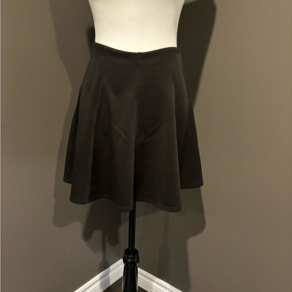 Black Skirt